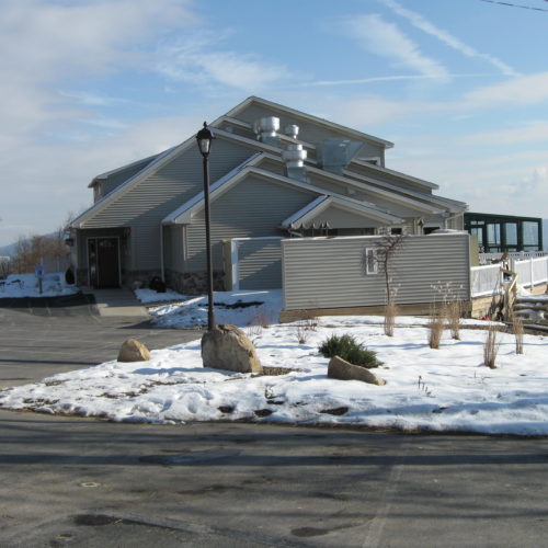 Mt. Nittney Inn Restaurant, PA America's Leading Custom Manufacturer of Retractable Enclosure