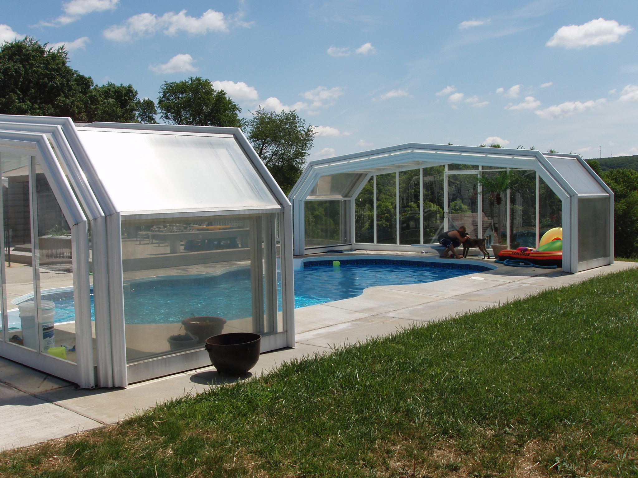 Maryland Swimming Pool Enclosure Manufactured by RollACoverAmerica's
