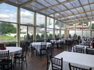 sliding glass restaurant rooms