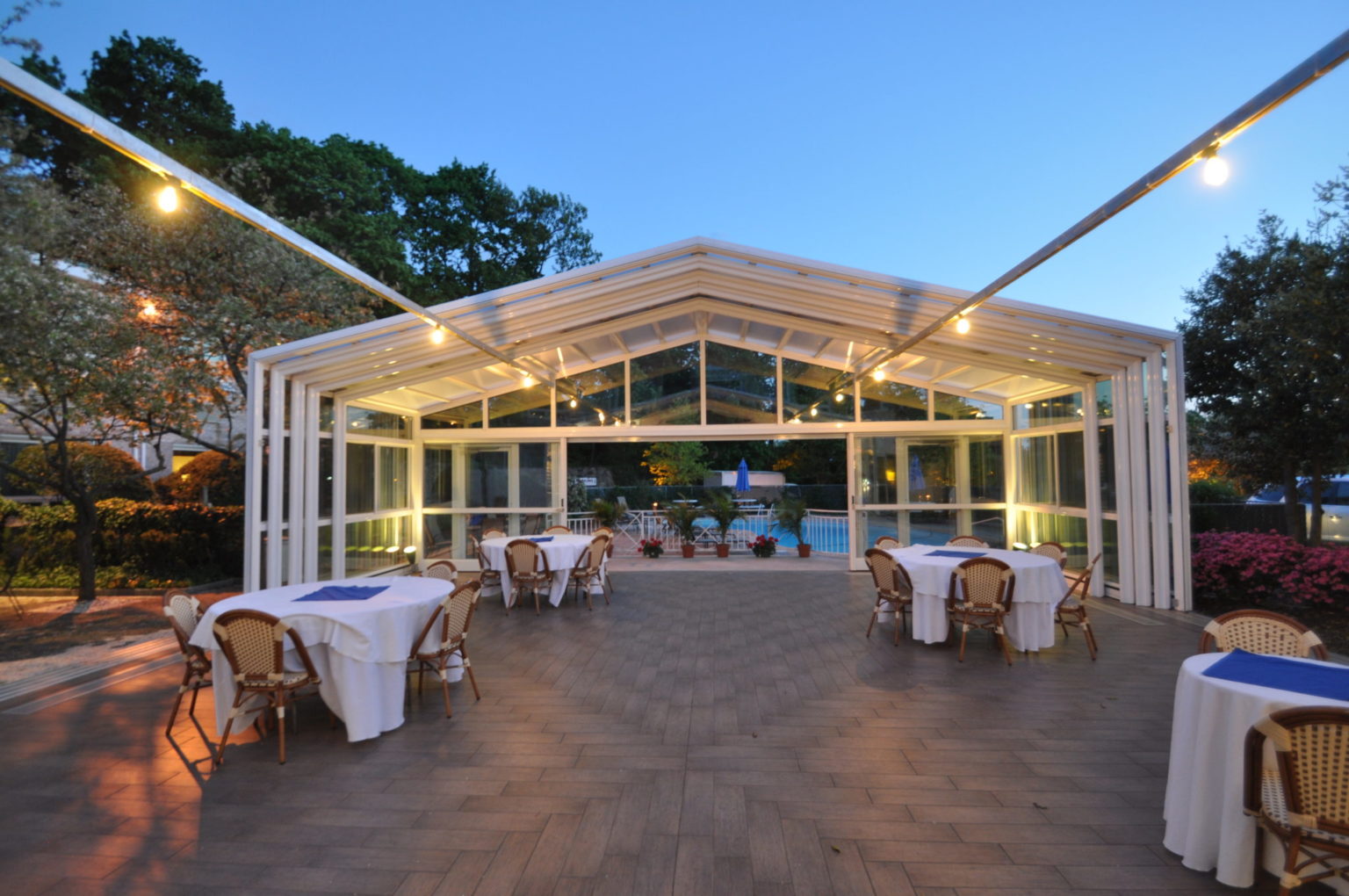 Restaurant Patio Enclosure Designs Manufactured by RollACoverAmerica