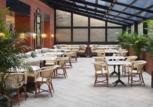fouquet's glass retractable roof