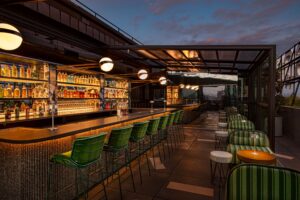 w new york retractable roof